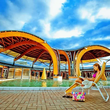 Hunguest Repce فندق 3*